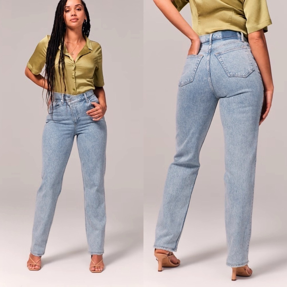 Abercrombie Curve Love Ultra High Rise 90s Straight Jean NWT